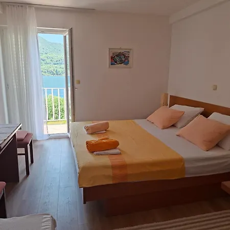 Sea View Eva 公寓